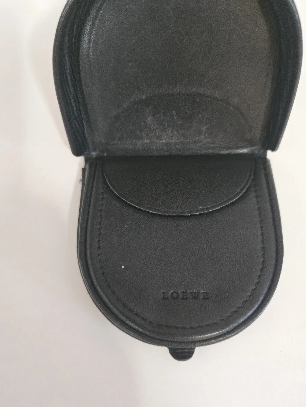Loewe compact black